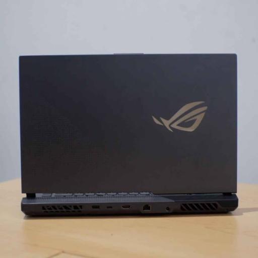 Asus ROG G513QM Ryzen 9 /