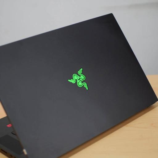 Razer Blade 17 (Mid 2021) RZ09-0406/